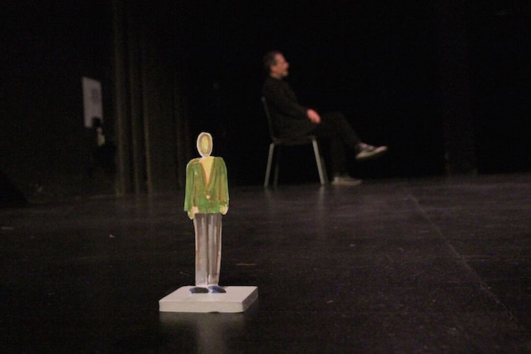 Plié en 3 / Montaine Chevalier & Élodie Moirenc