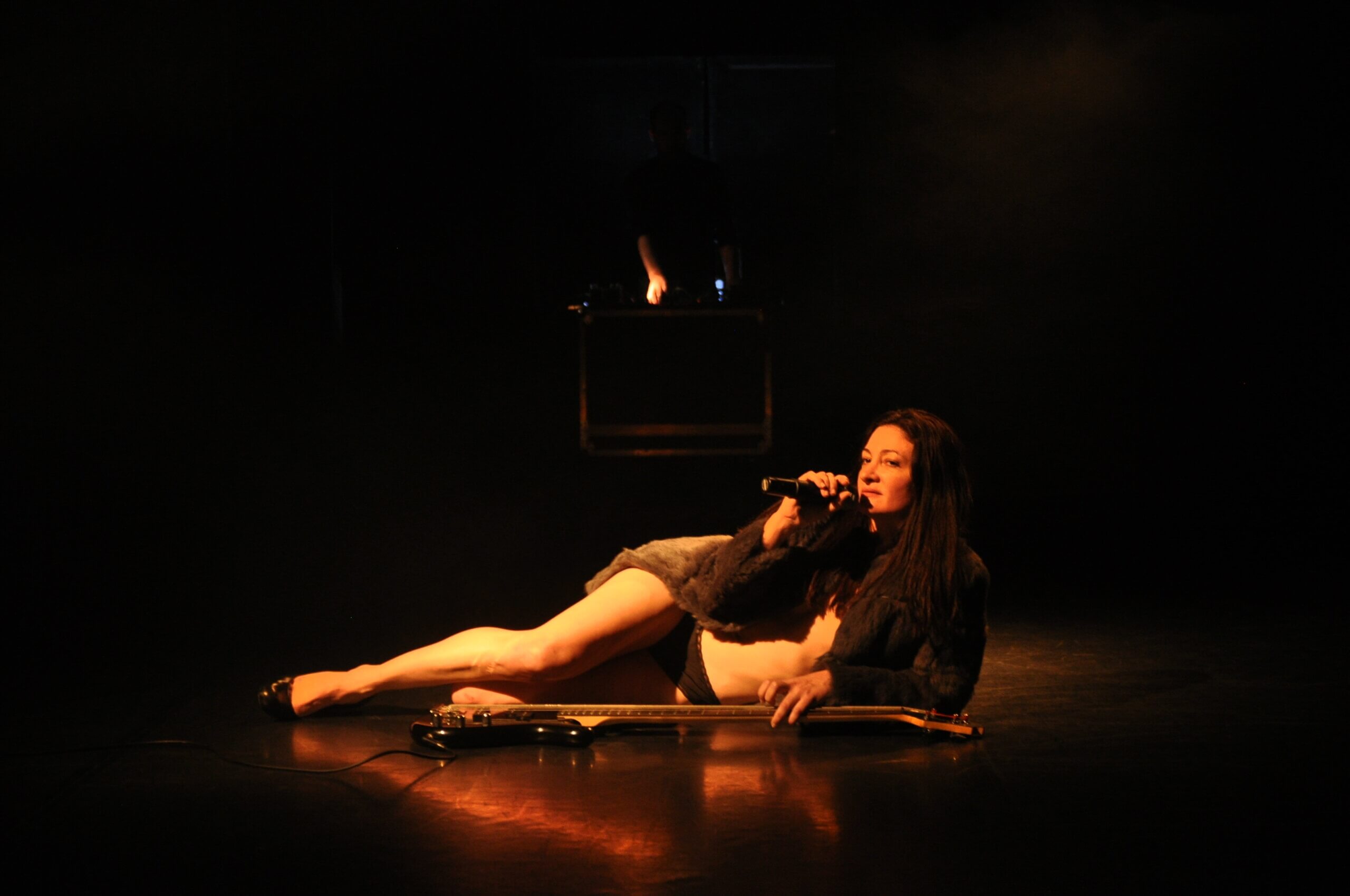 Exquisite Corpse / Isabelle Catalan, Renaud Bertin